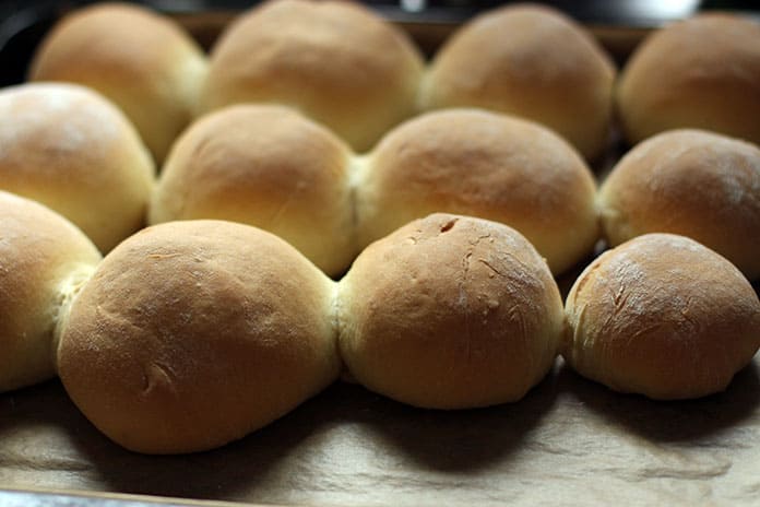 Milchbrötchen mit wenig Zucker - selber gebacken